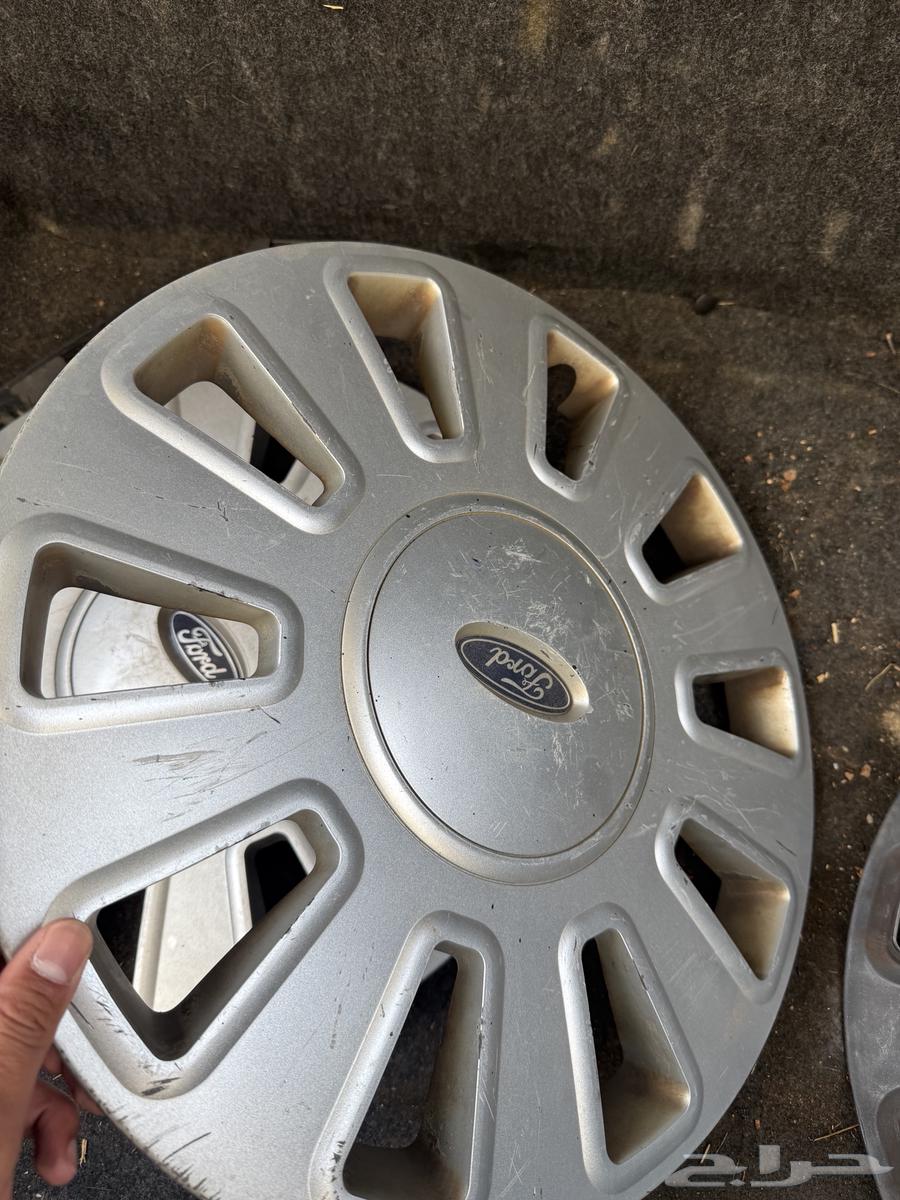 طيس فورد اصلي بختم المصنع64471856404098111