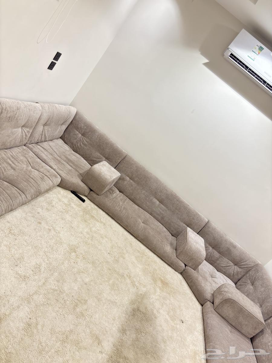 New Floor Seating64335485888129111