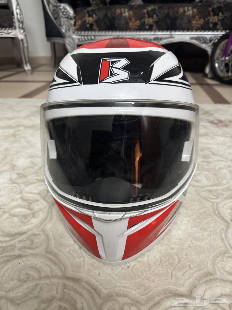 خوذة للبيع نظيفه و اوبن فيس64478045557250110