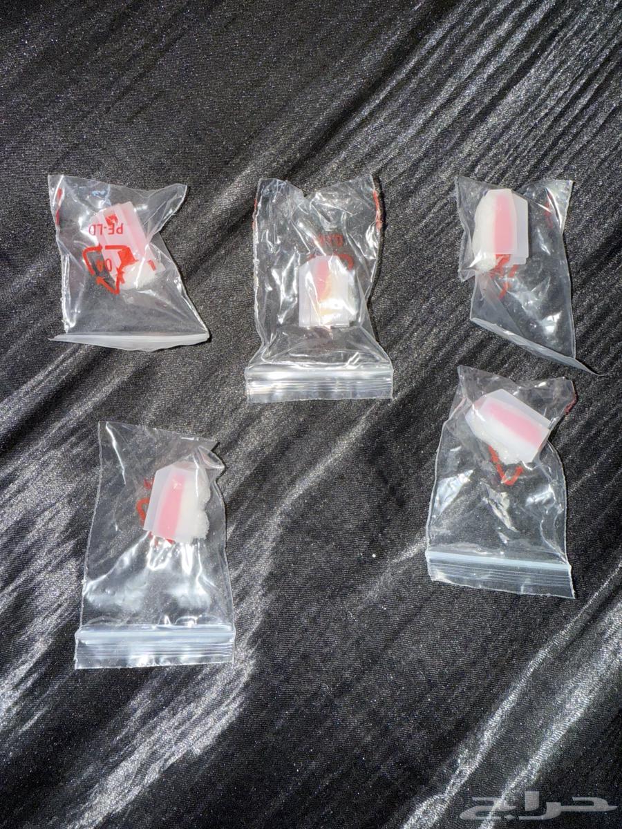 ابرة جرامافون64475543417858110