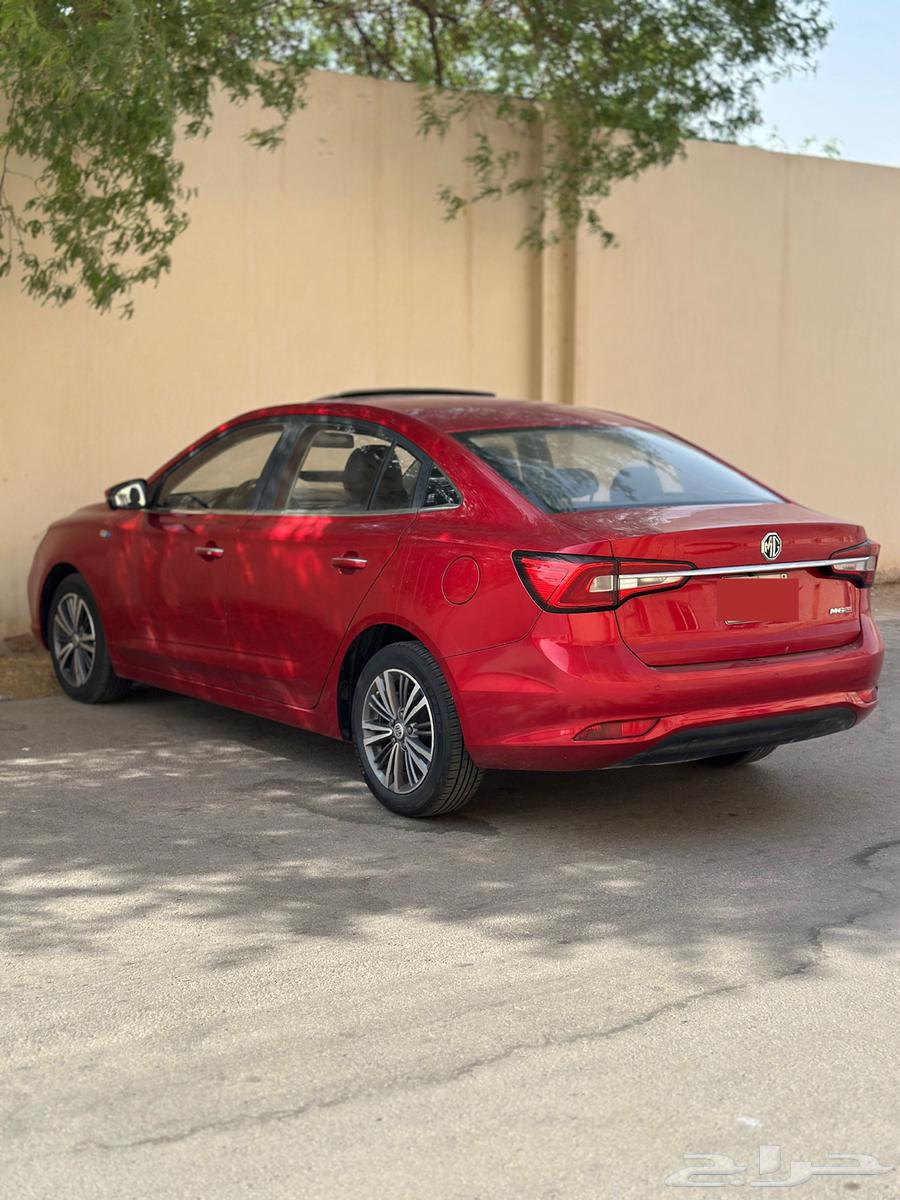 ام جي خمسه ام جي فايف MG5 2022 فل كامل64472844347523113