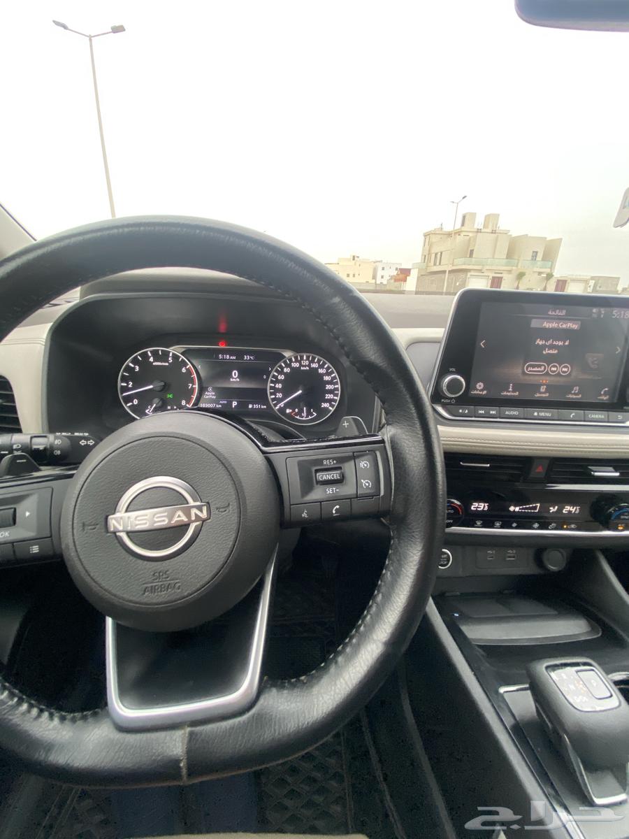 للبيع سيارة نيسان اكس تريل 2023 SV64476488411393111