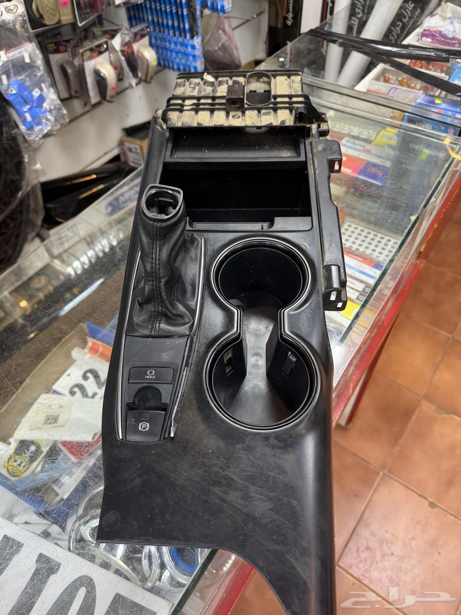 درج كامري من 2018 الي 2024 وكاله مع زر البريك64478114698883113