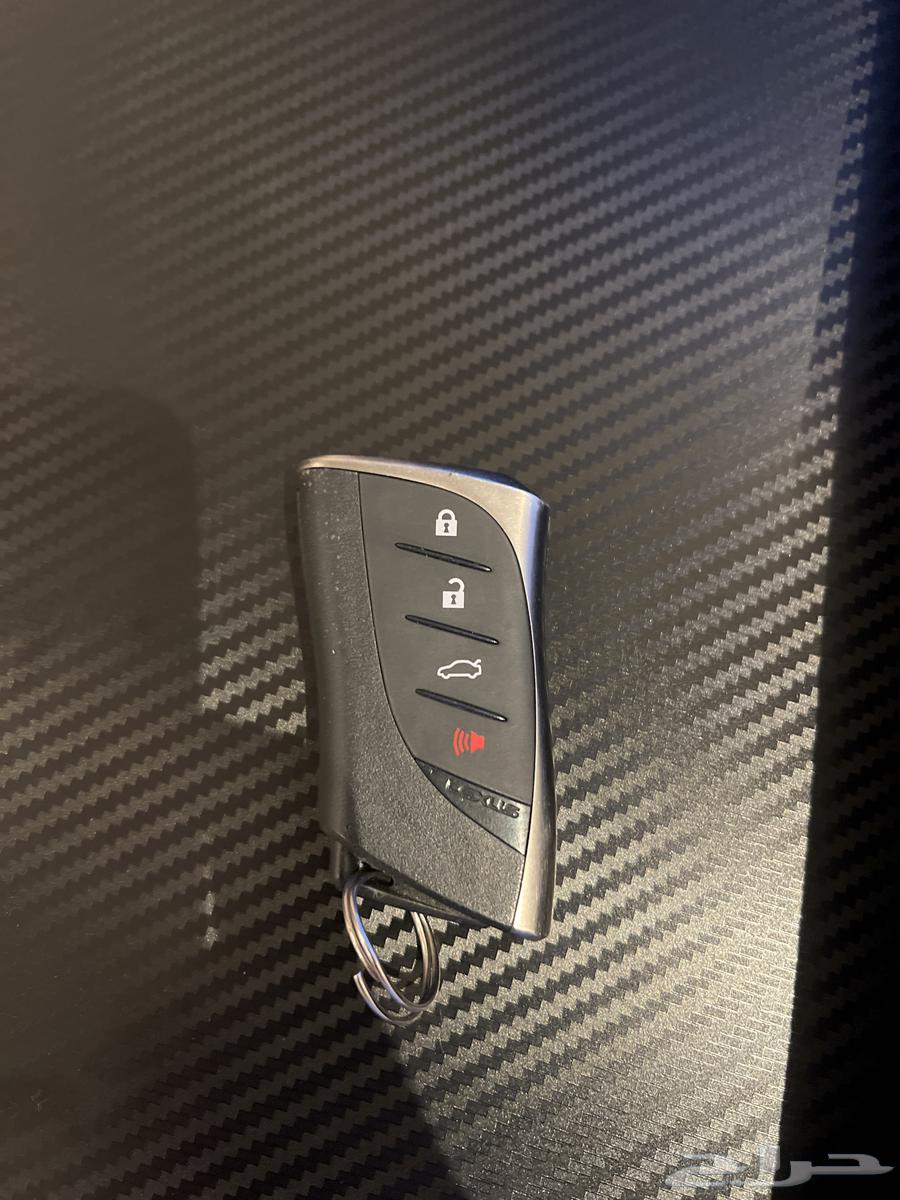 A new Lexus key from the agency ES202064467284897666111