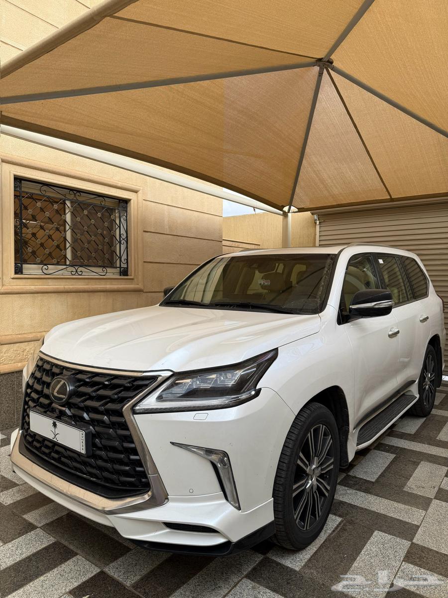 Lexus Model 202164474818522498110