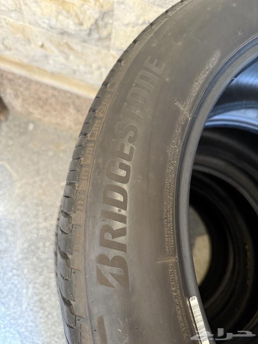 تم توفير كفرات بيرجستون نظيفة جدا  مقاس 22 50 27564469167397121112