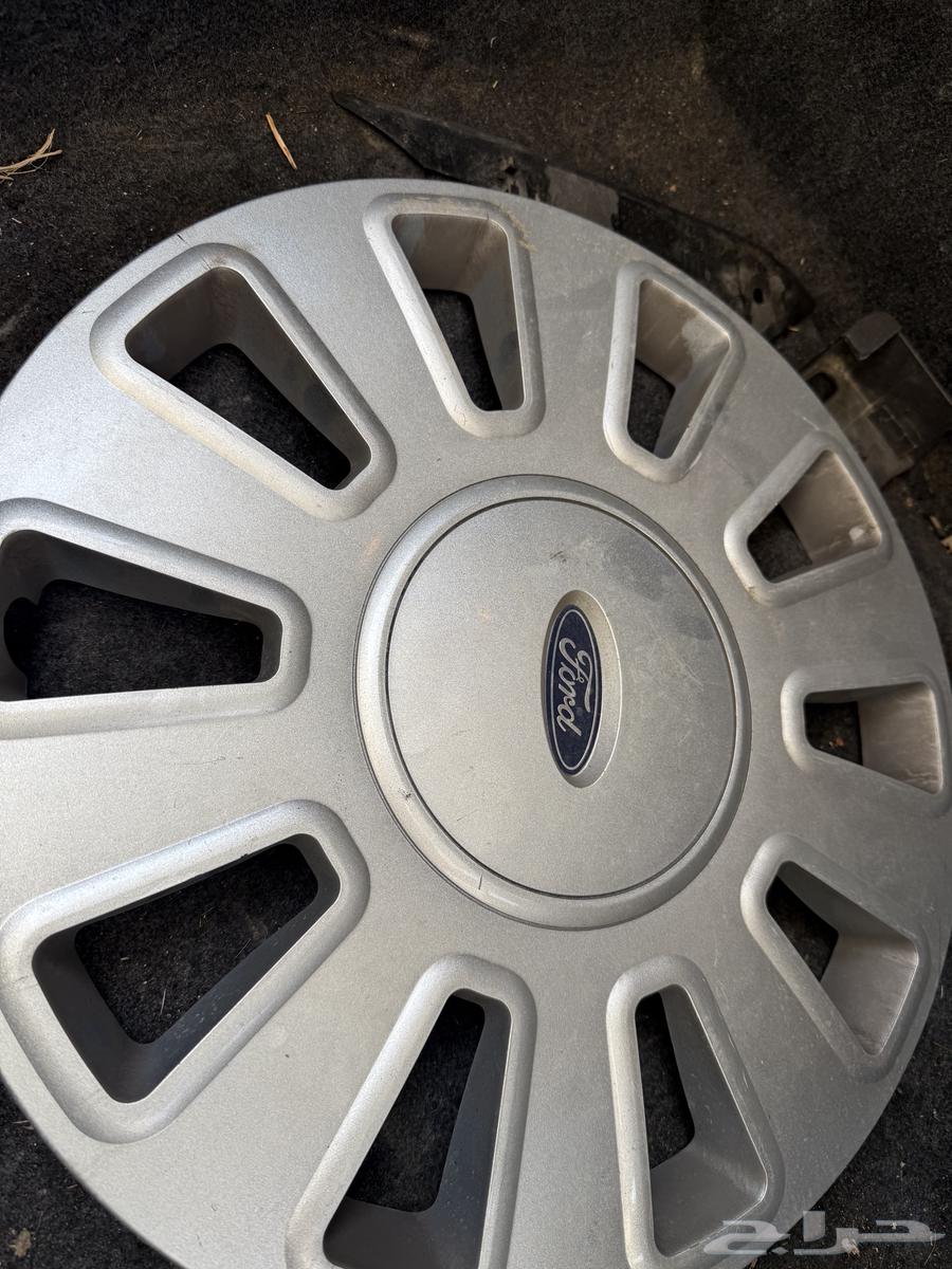 طيس فورد اصلي بختم المصنع64471856404098113