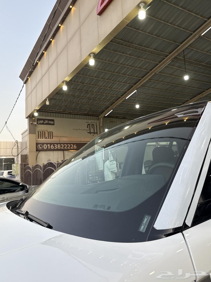 Range Rover 2024 with 5,000 km, 6-cylinder, HSE64474679309443114