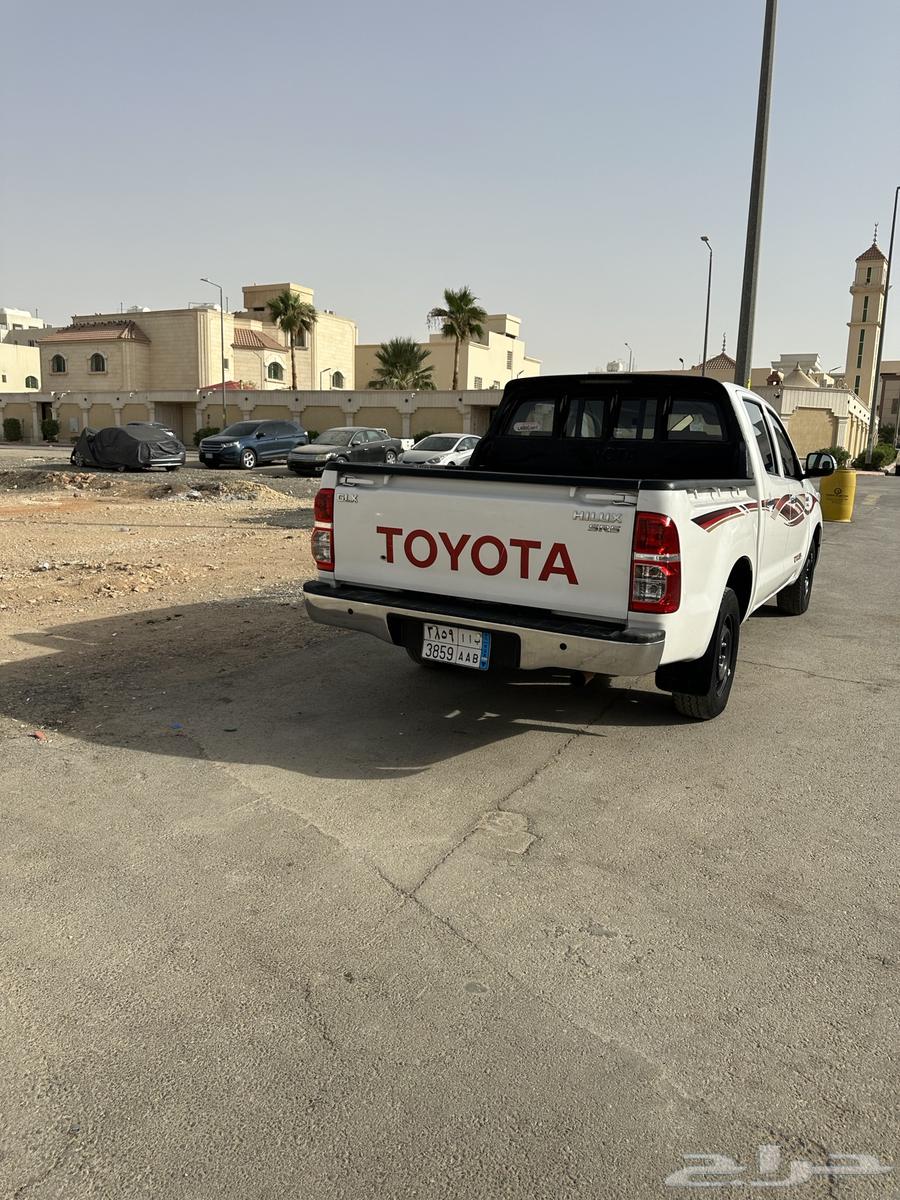 هايلكس 2015 للبيع مخزن64479106118786111