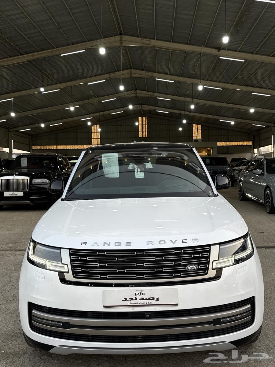 Range Rover 2024 with 5,000 km, 6-cylinder, HSE64474679309443110
