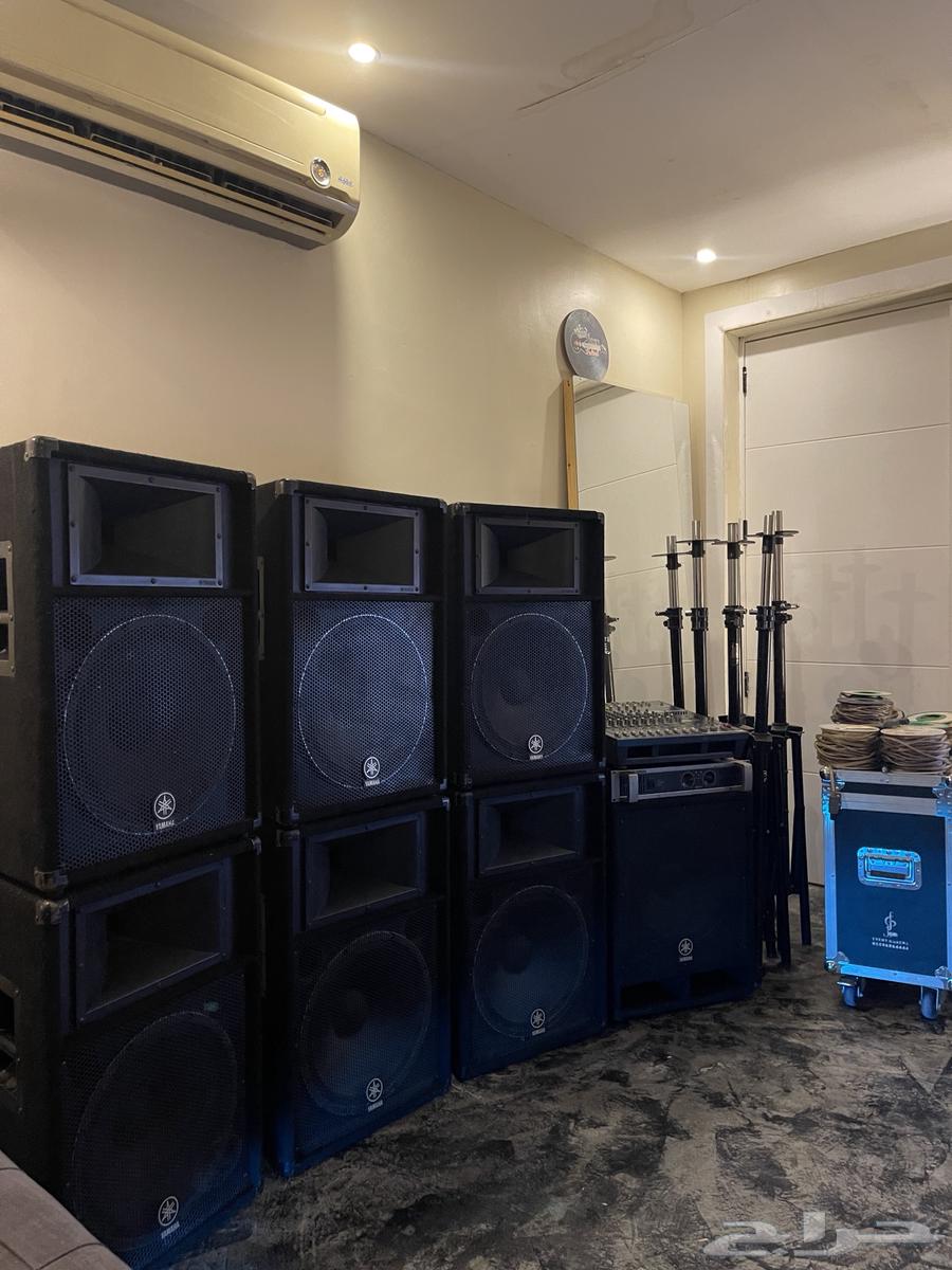 Yamaha DJ speaker system for sale, complete with all equipment, in pristine condition64334161638147110