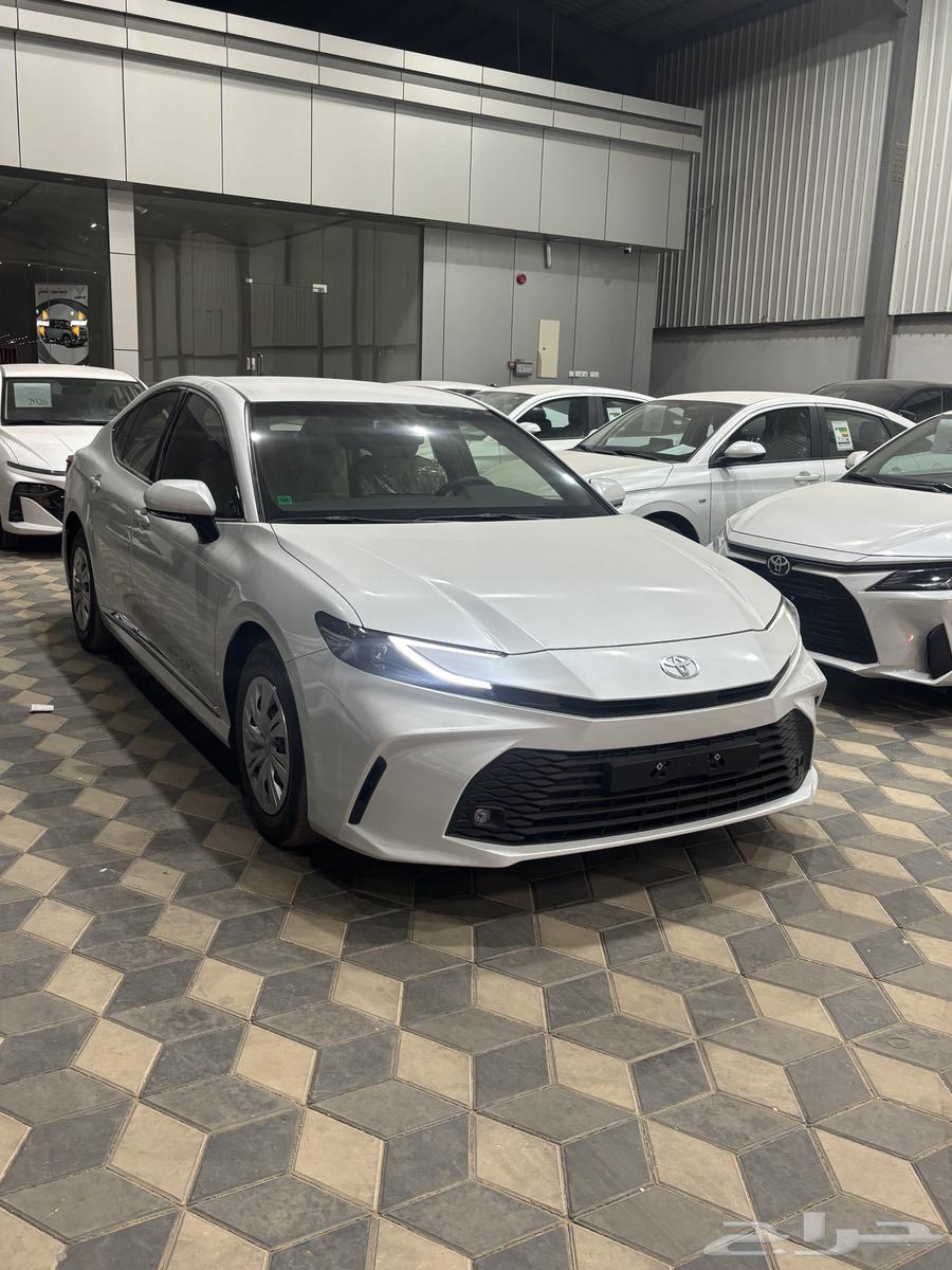 تويوتا كامري استاندر 2025بنزين وارد الساير بطاقة64468785354371114