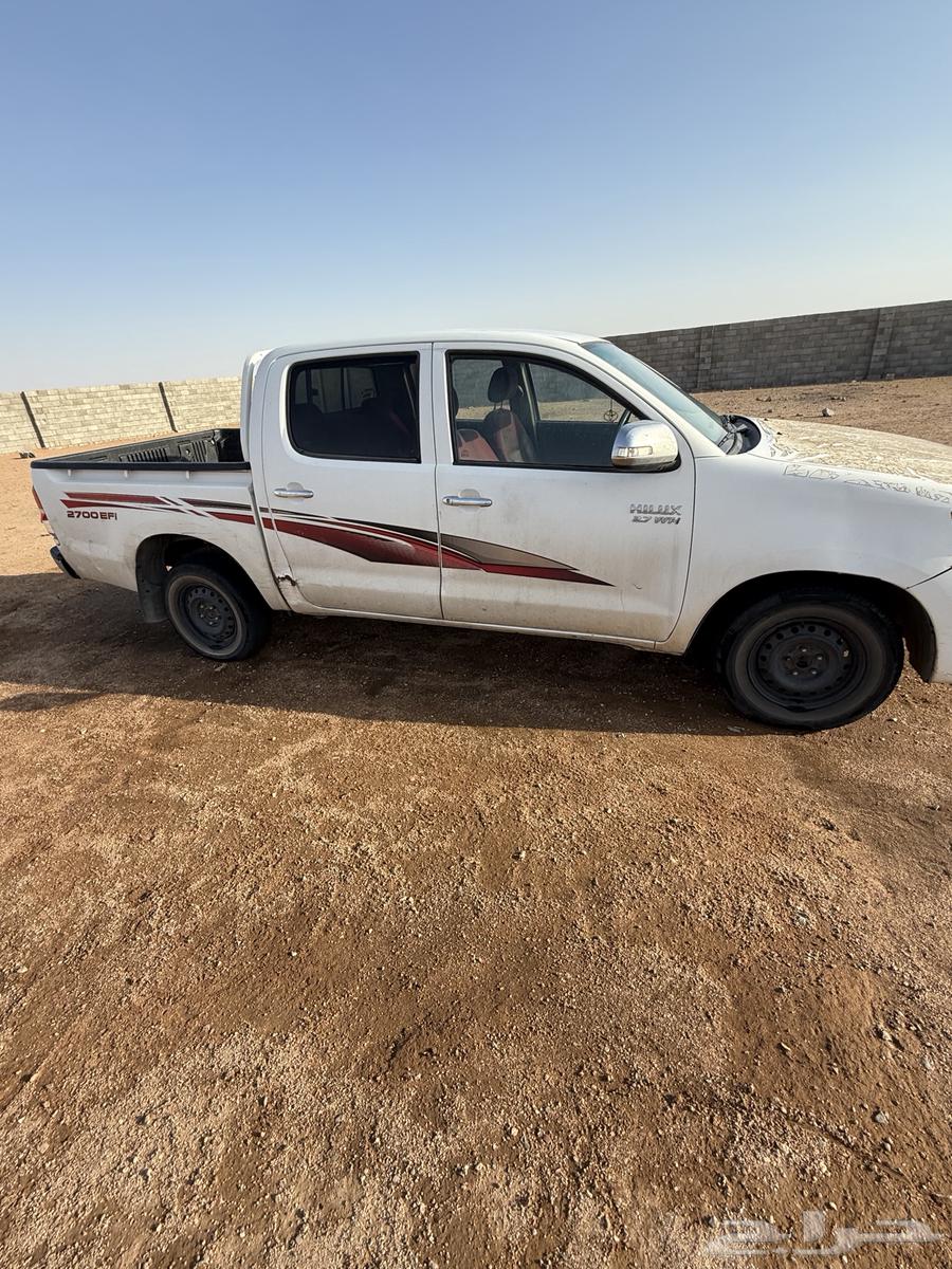 للبيع هايلوكس موديل 201264467577670017110