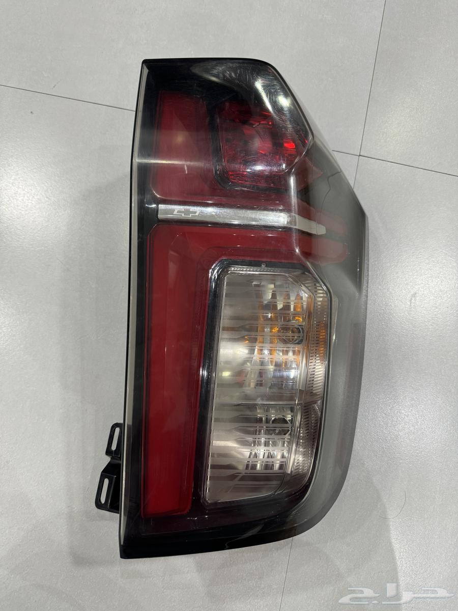 اسطب تاهو 2021 - 2024 يمين أصلي GM نظيف64467522165122110