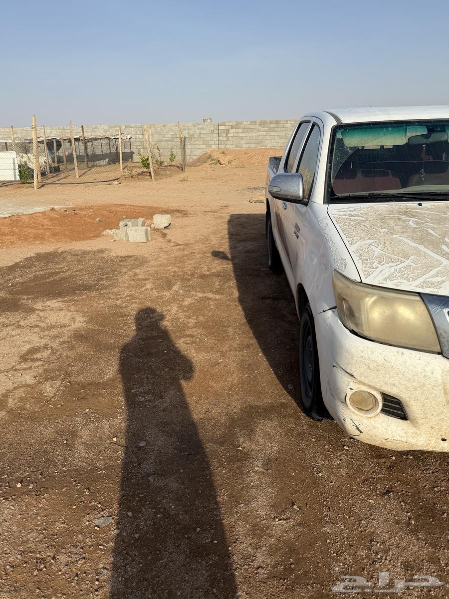 للبيع هايلوكس موديل 201264467577670017111