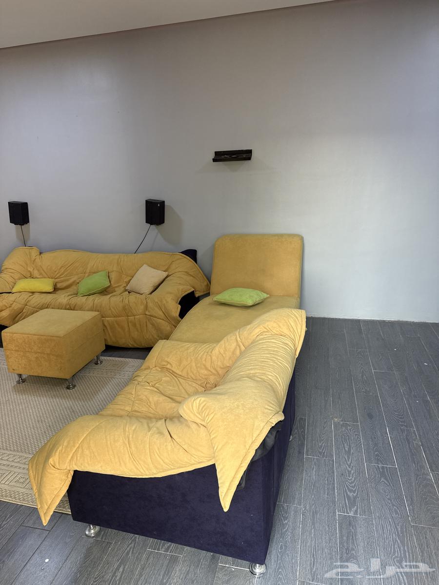 Clean sofa for sale64326595430147111