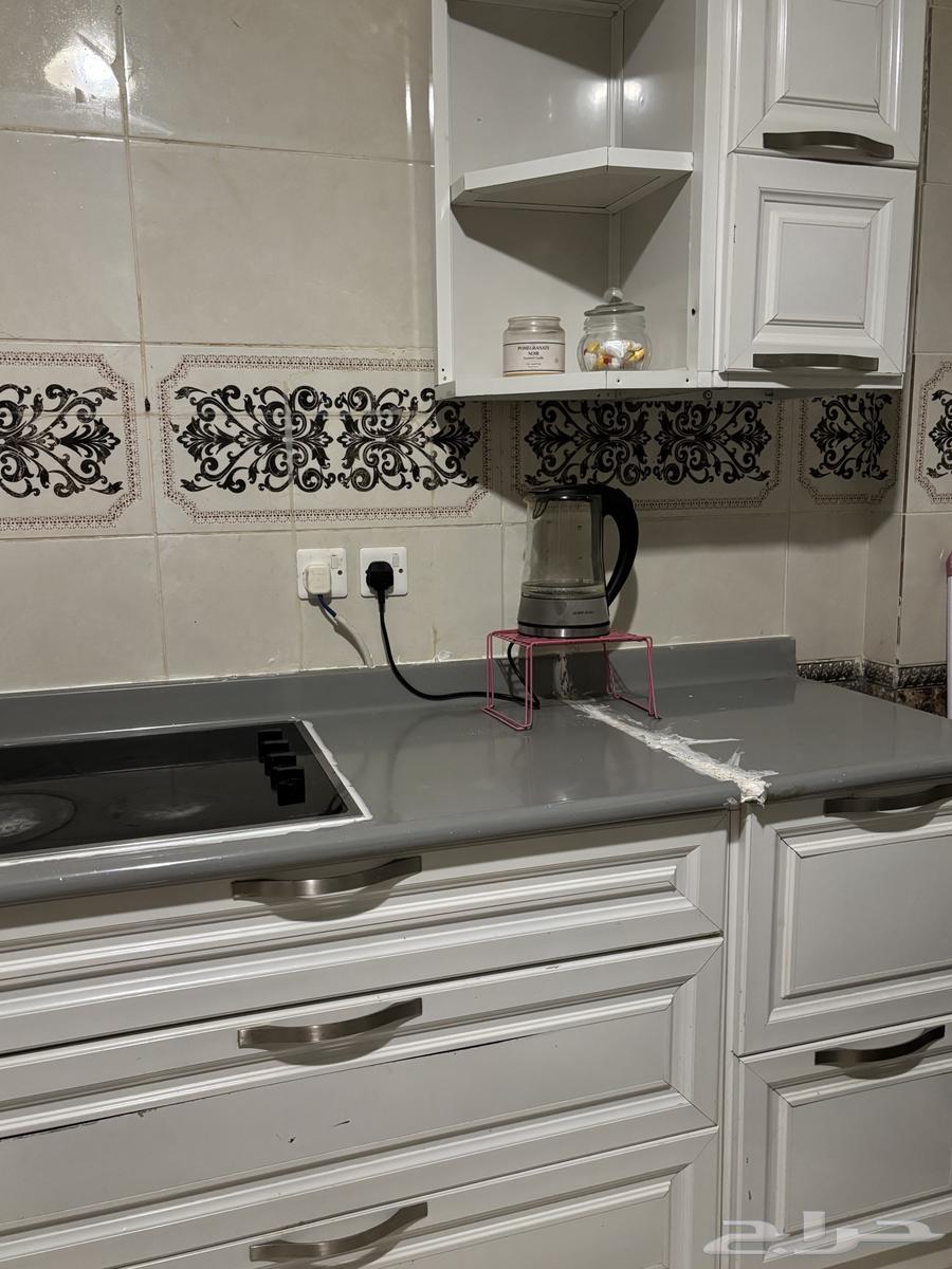 مطبخ للبيع بحاله جيده64333646909570110