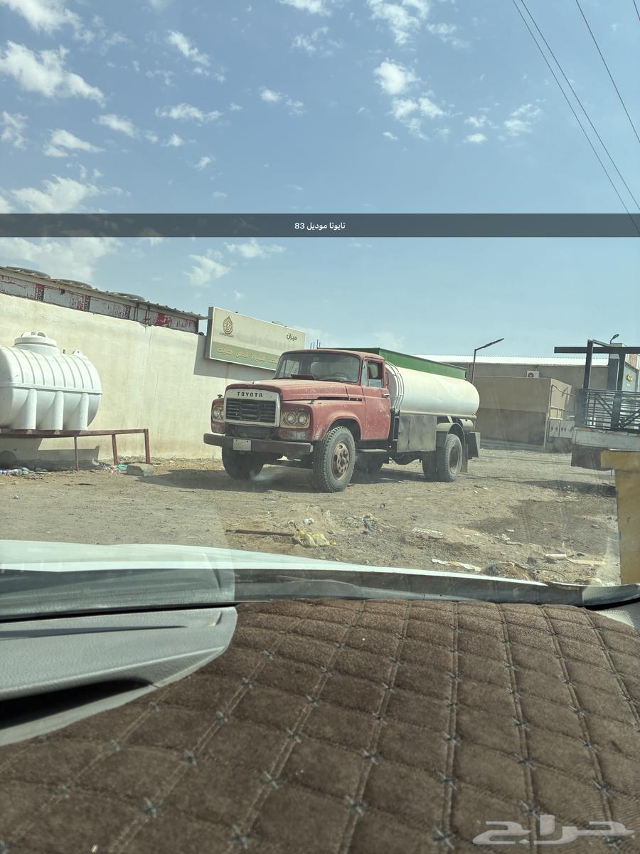 وايت تايوتاء موديل 8364469431937026110