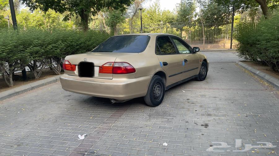 هوندا اكورد 200064467577661698111