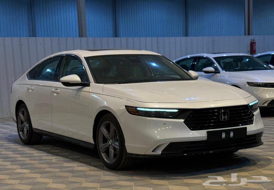 هوندا  اكورد فل كامل 2025 بسعر 143000 شامل الضريبه64469501575426111