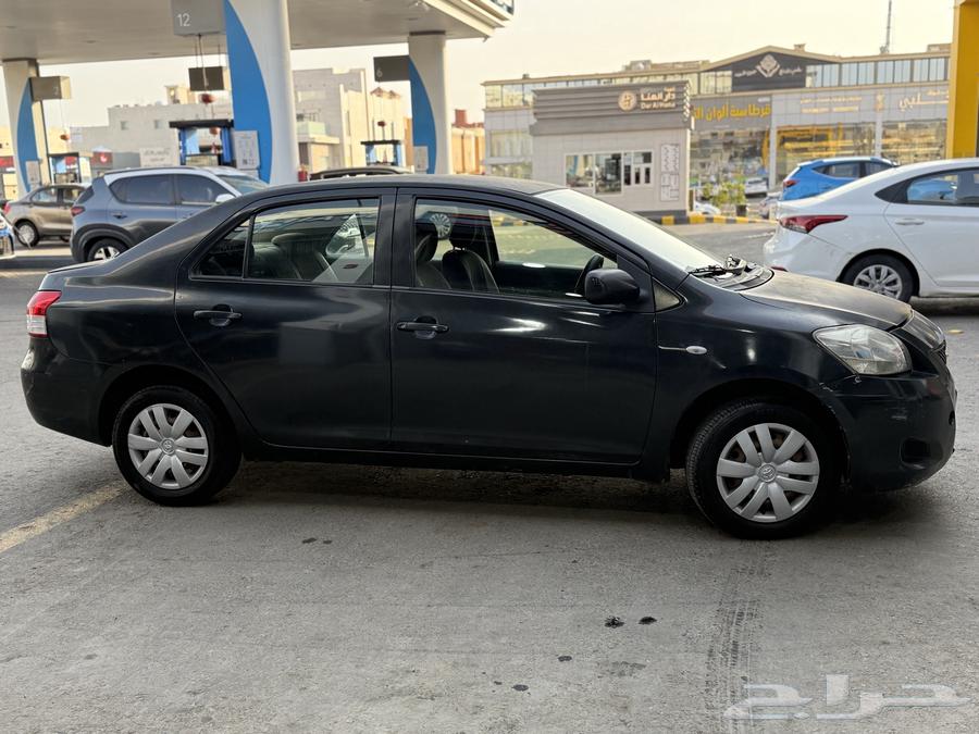 Yars 201164475515598979111