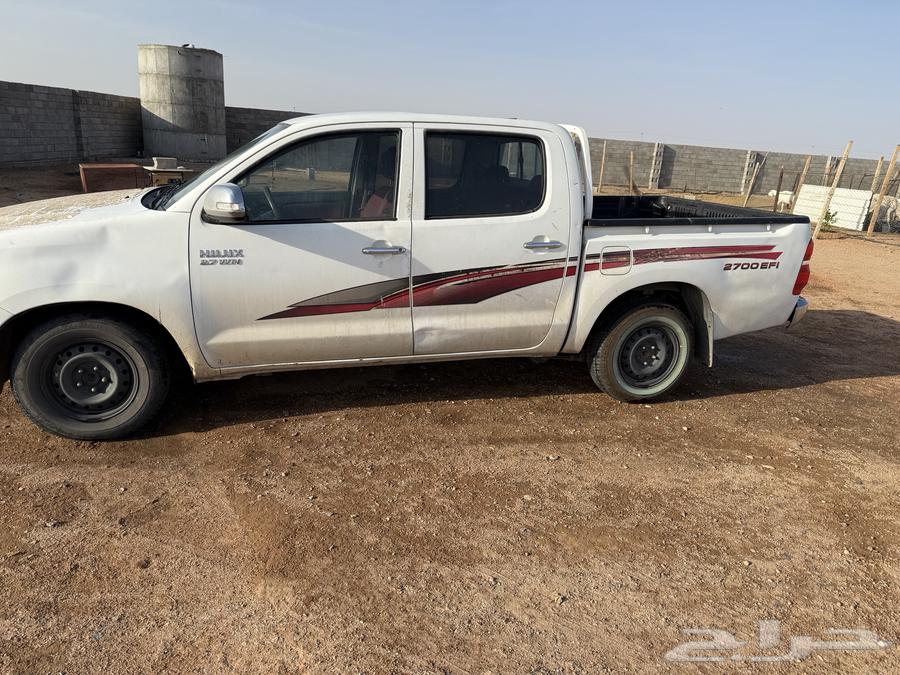 للبيع هايلوكس موديل 201264467577670017114