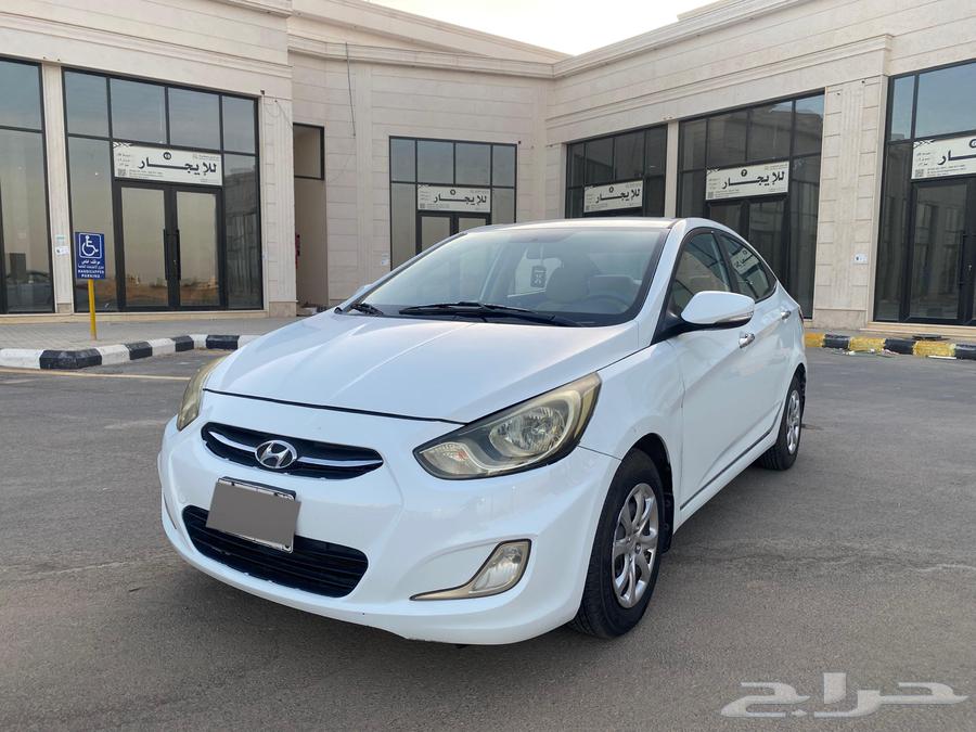 Accent 2014 with low mileage, asking price 2250064477685963393111