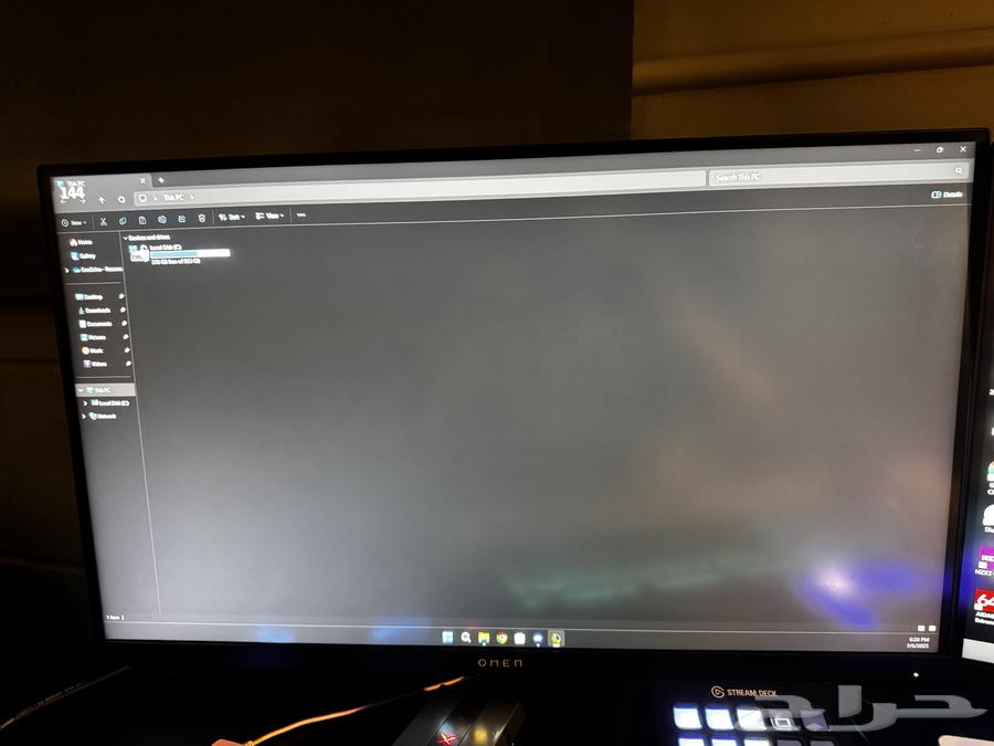 PC - Gaming - Screen - Full Setup64332153851905113