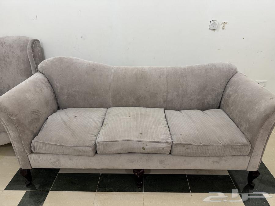 طقم كنب مستعمل ودولاب64332637126017110