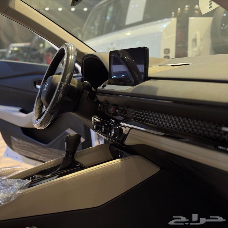 هوندا  اكورد فل كامل 2025 بسعر 143000 شامل الضريبه64469501575426114