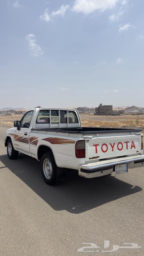 تويوتا هايلوكس 2004 غمارة مستعملة للبيع64470772894722112