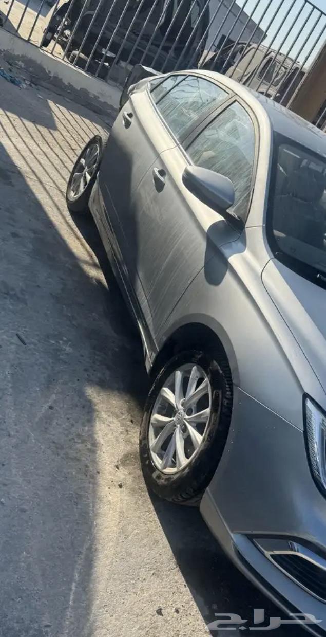 باب سيارة ام جي 5 2022 امامي يمين64472616778626110