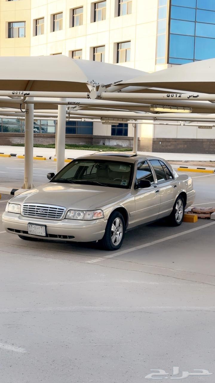 فورد كراون فكتوريا قير ارضي64476239482754110