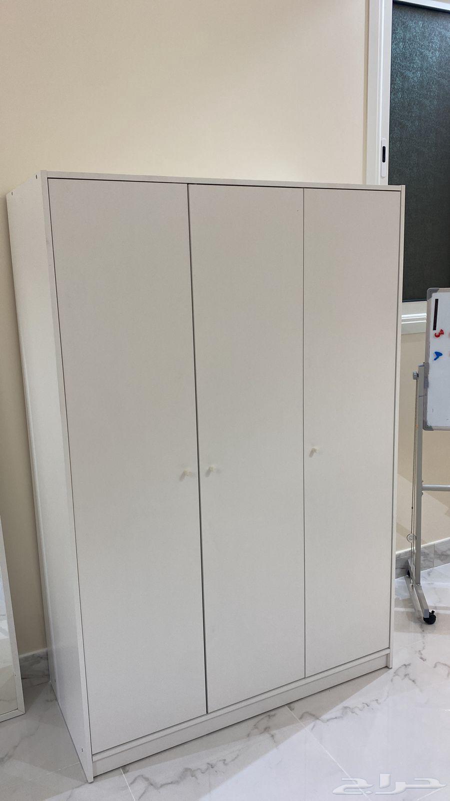 أثاث بحاله ممتازه للبيع64332109055618112