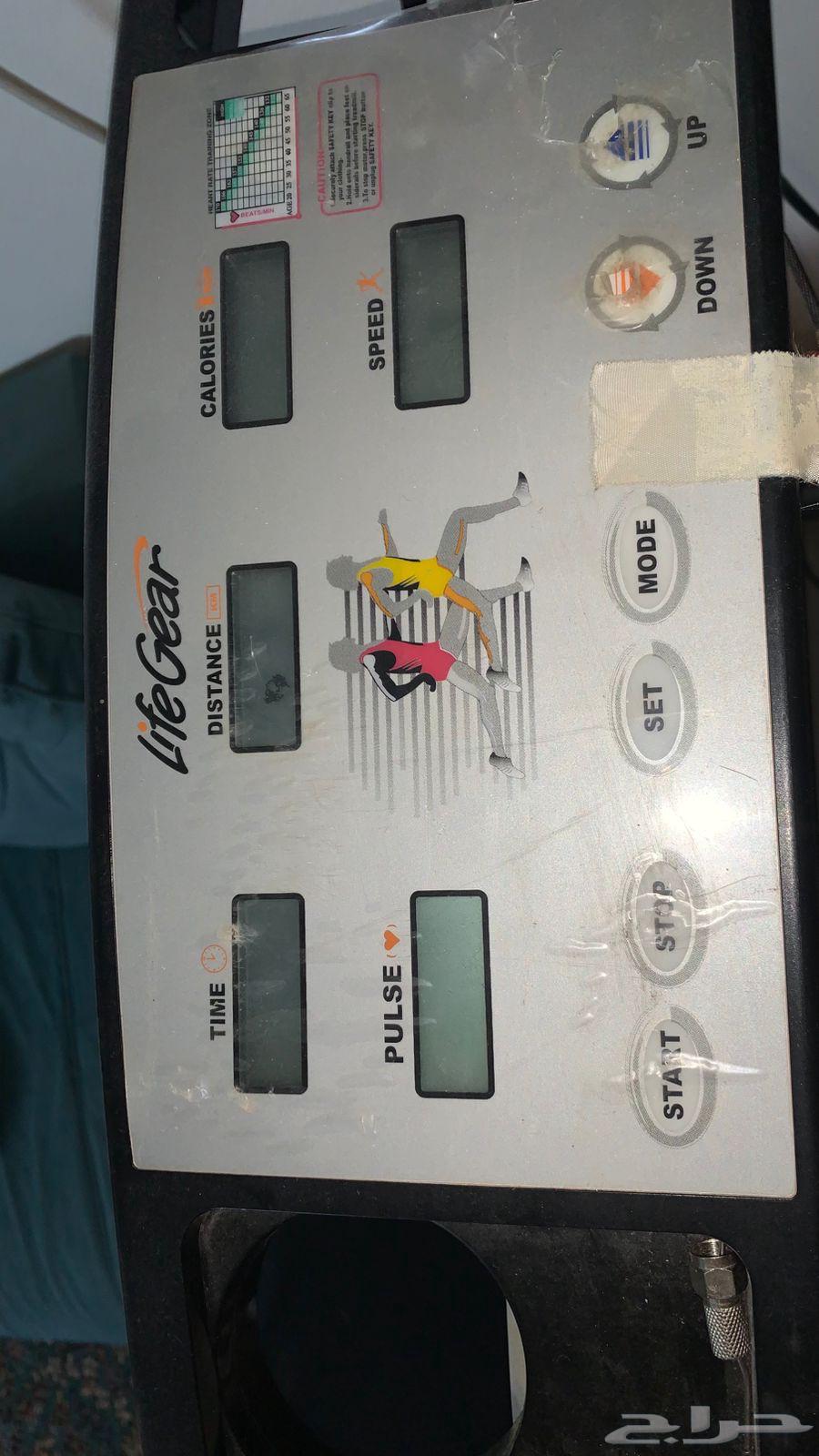 Treadmill for sale, contact to determine price64335665561729110