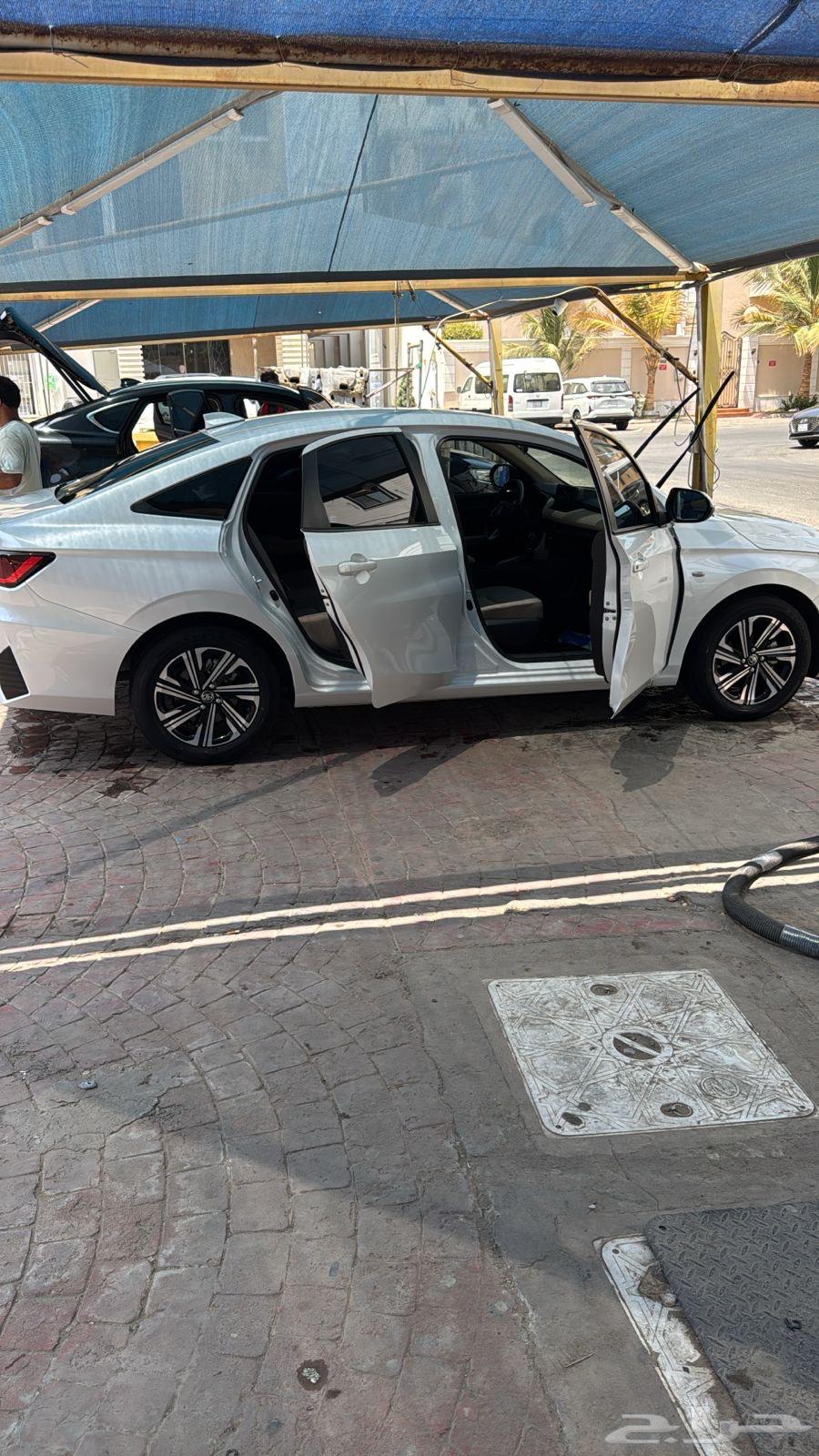 تويوتا يارس 2023 نص فل64478649331713112