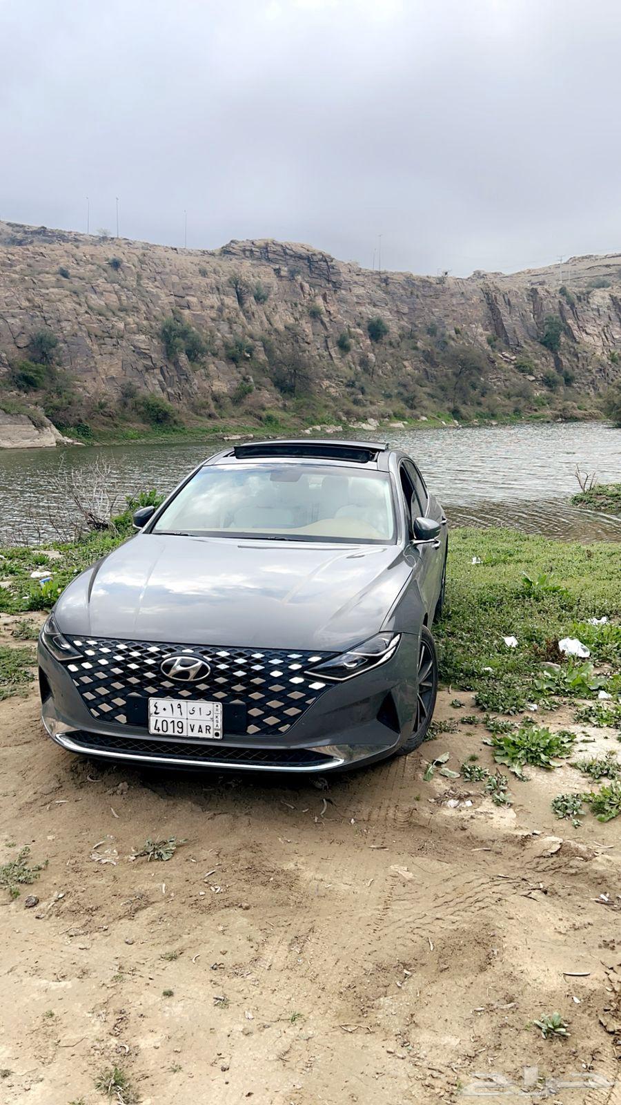 للبيع هونداي ازيرا 202264470579871873112