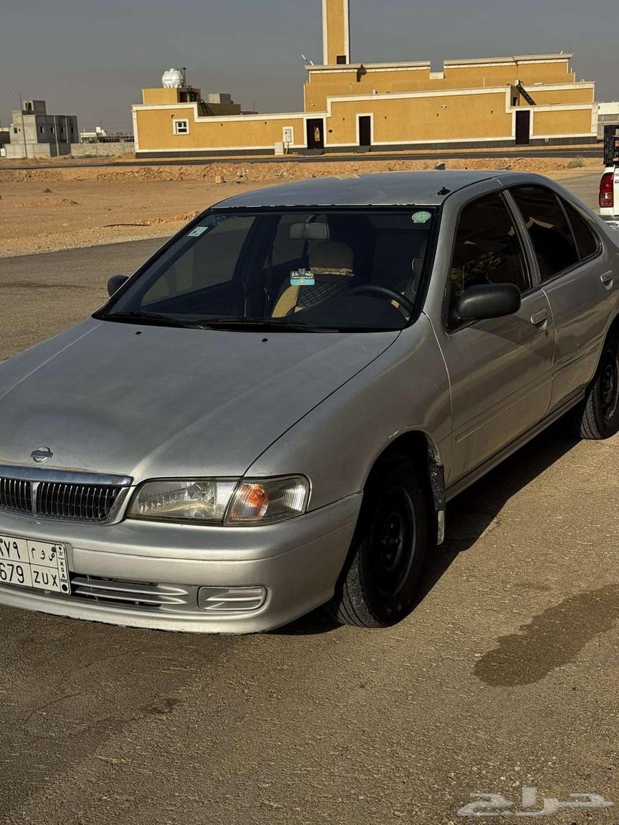 للبيع سيارة صني مديل200064476824507267113