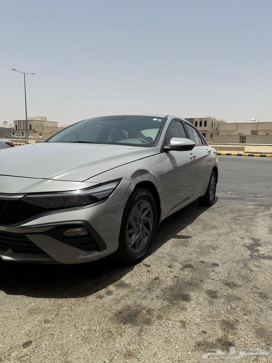 2024 Elantra Used Gray64471580720387112