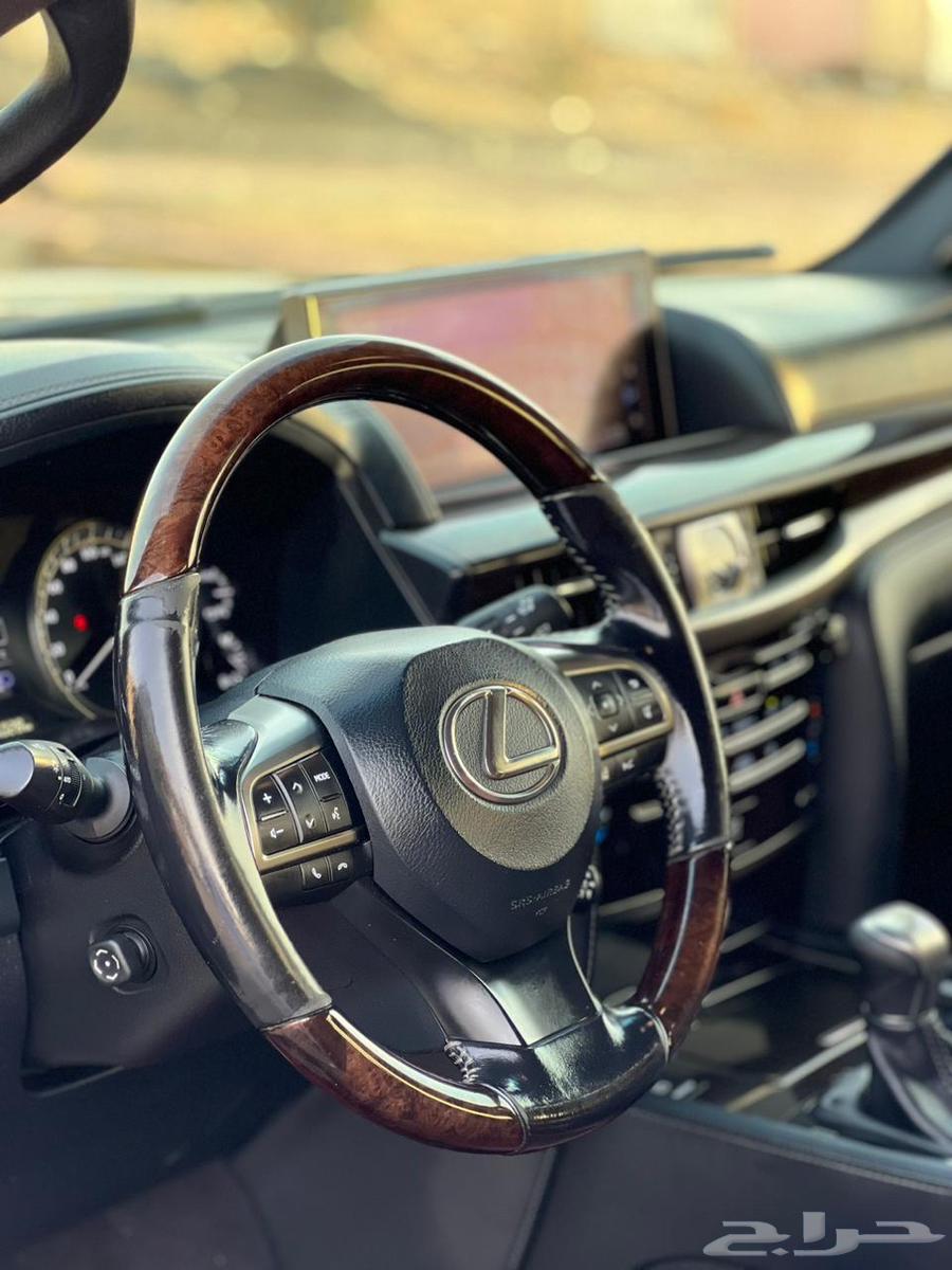 Lexus 2016 SUV converted to 202164470319958274112