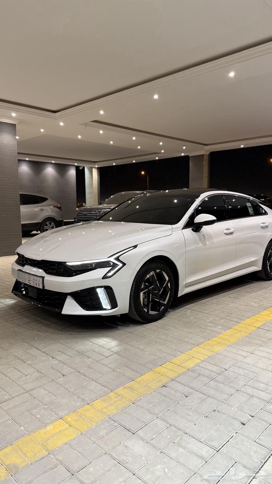 كيا K5 فل كامل ممشي قليل64487456745601113