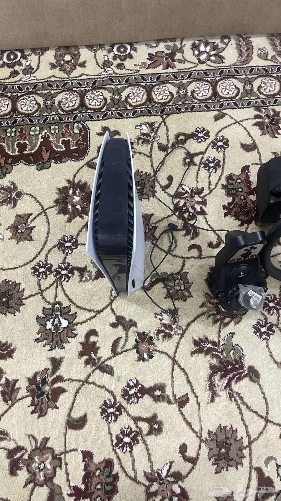 للبيع سوني فايف نسخه CD64348890343938111