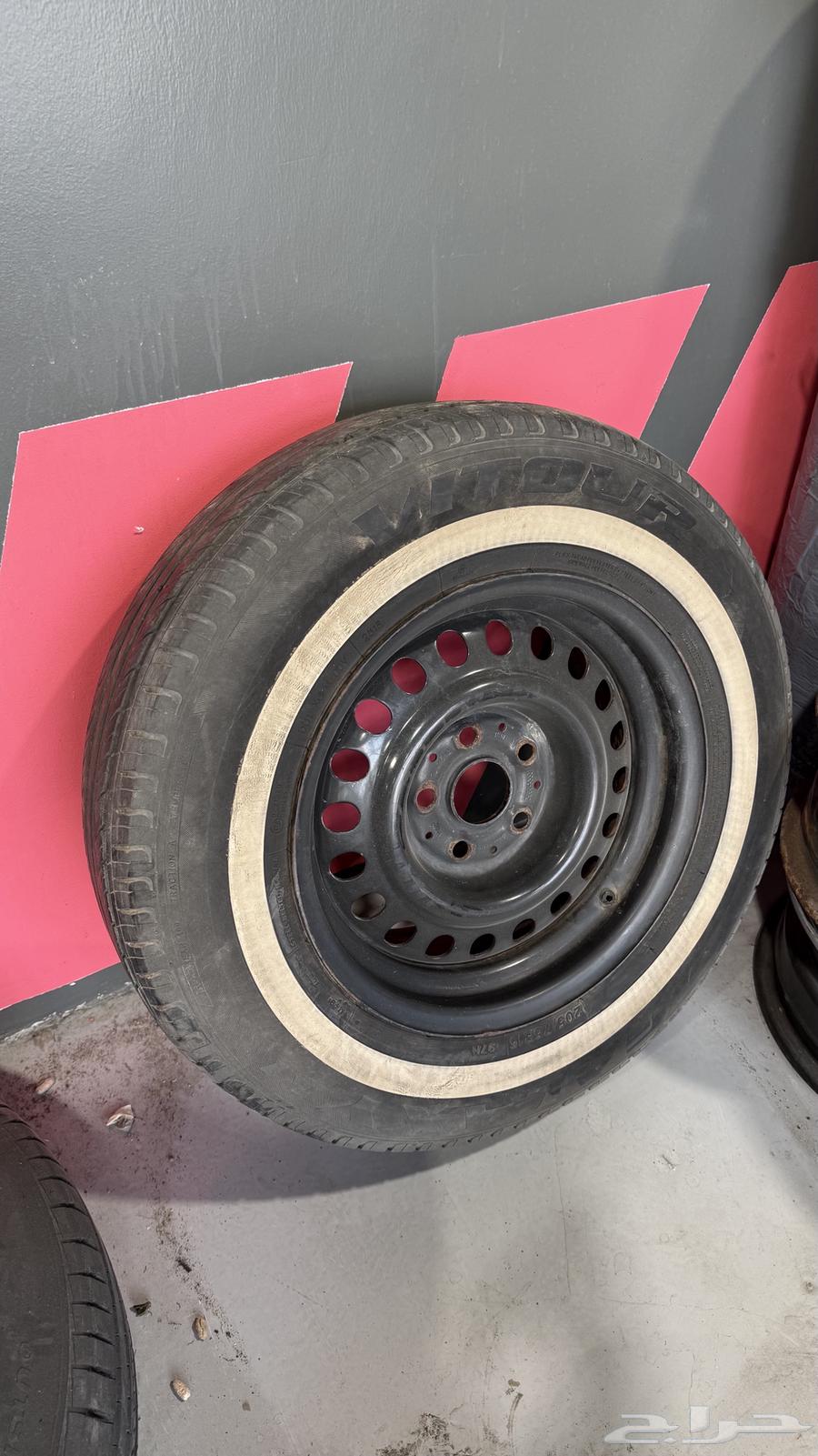 High-quality rims and tires for Hilux, 100 per set64483757288963112