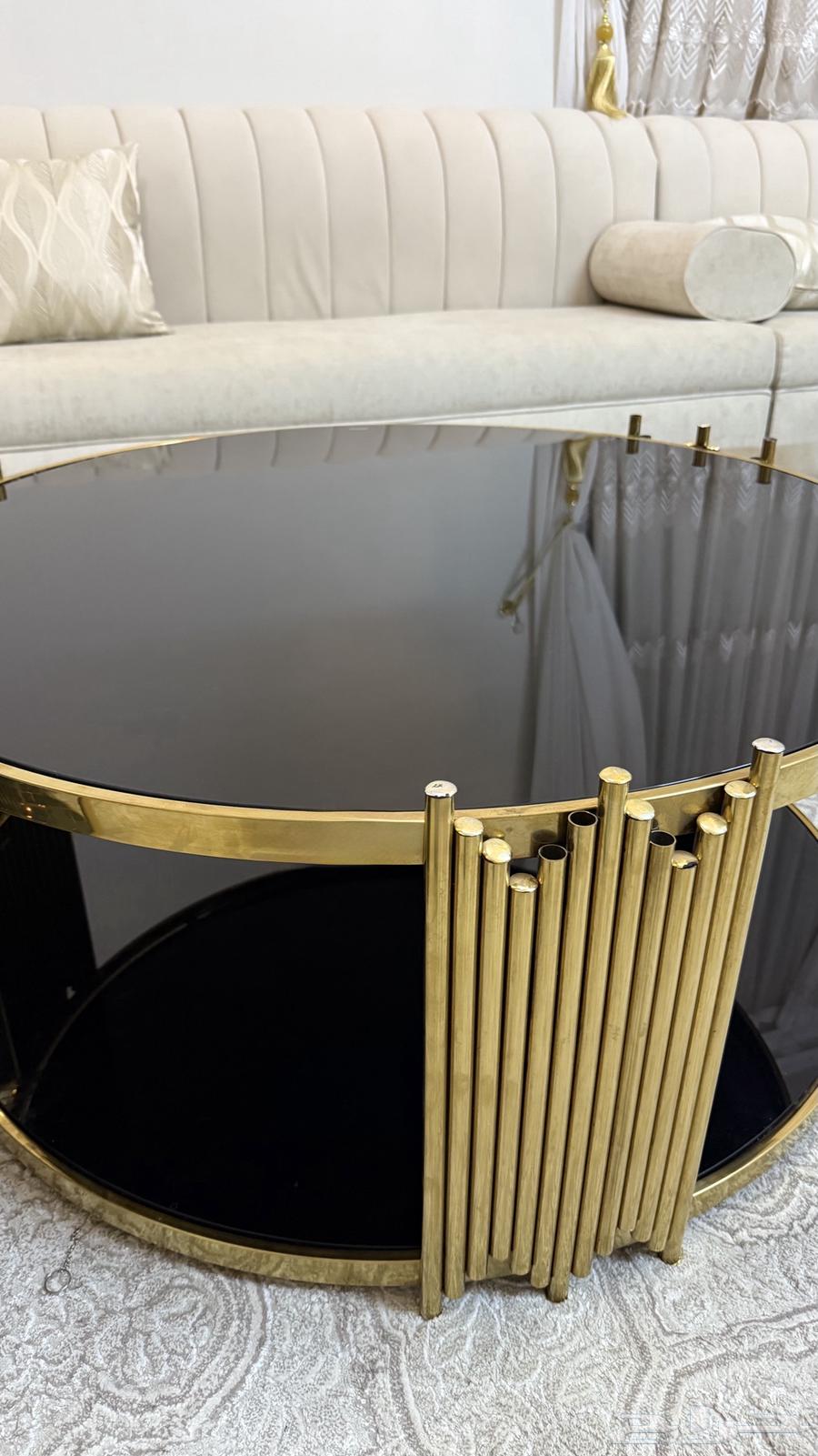 طاولة زجاج كبيره64340765015169114