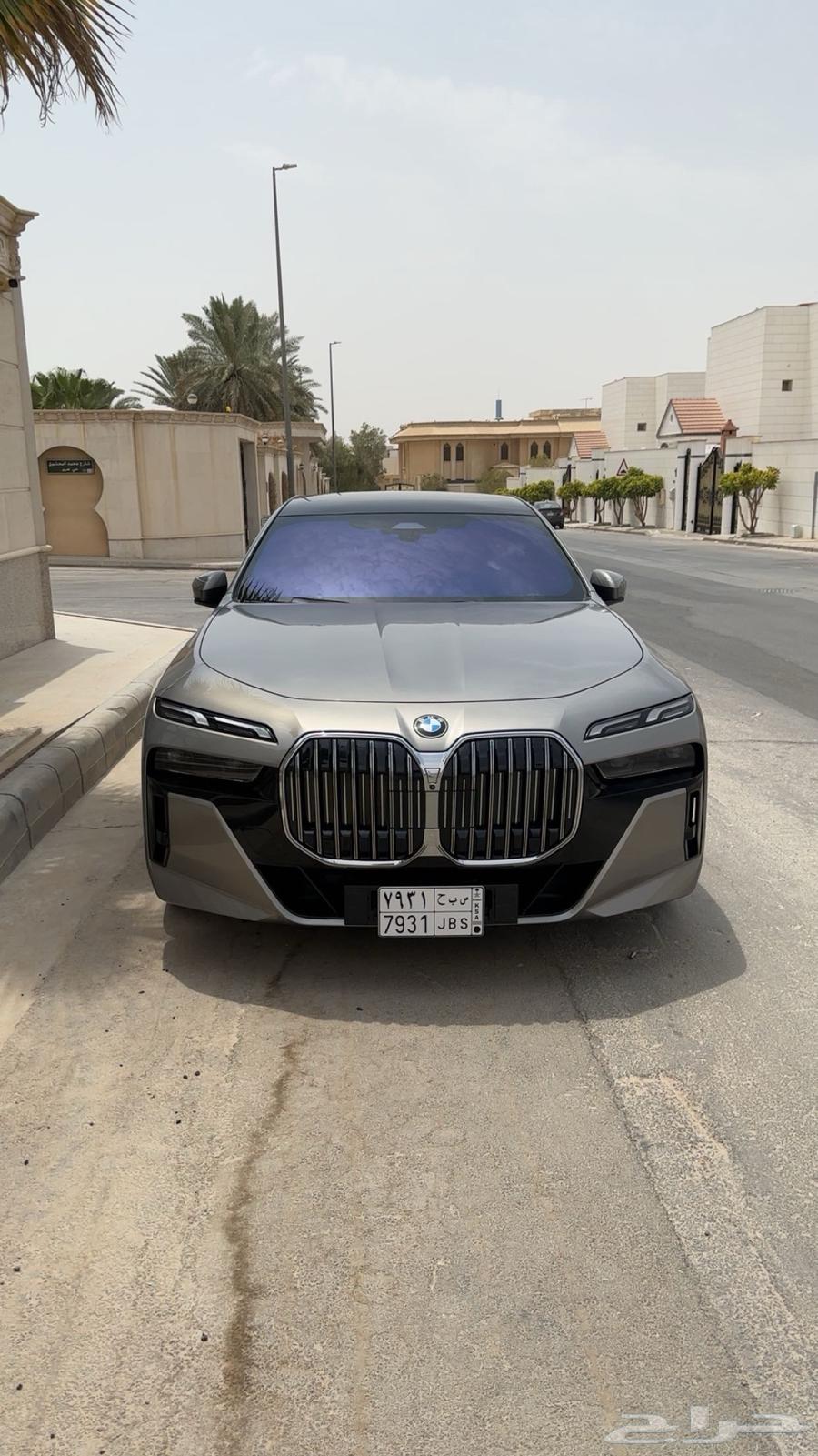 للبيع BMW الفئة السابعة i735 M Kit موديل 202364483013913729110
