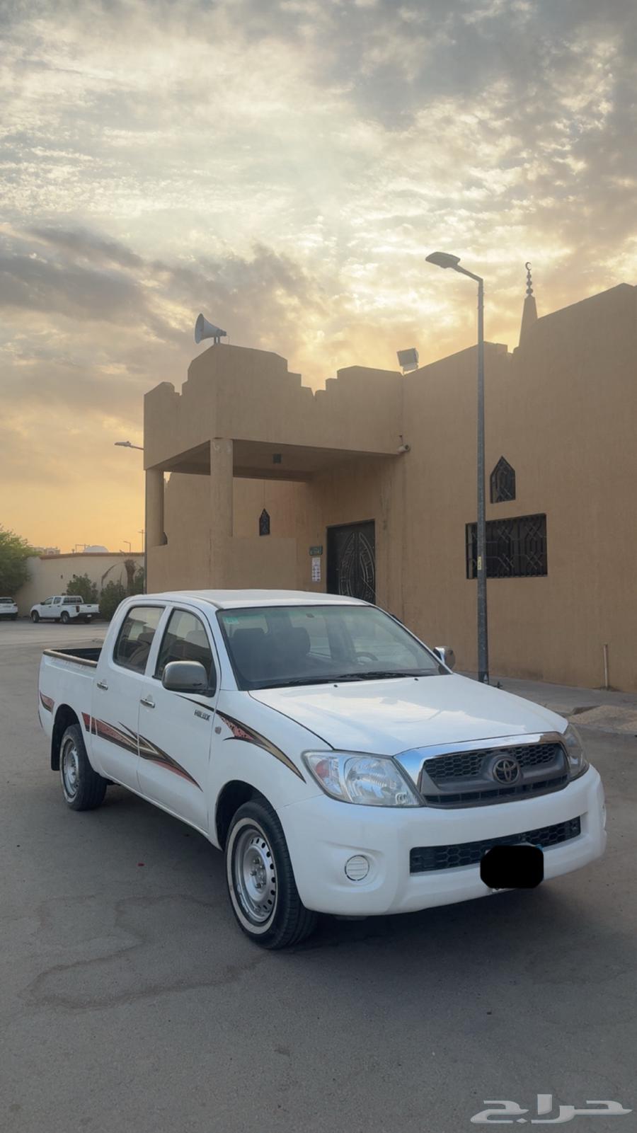 هايلوكس موديل 2009 (ديزل) للبيع64481750234371111