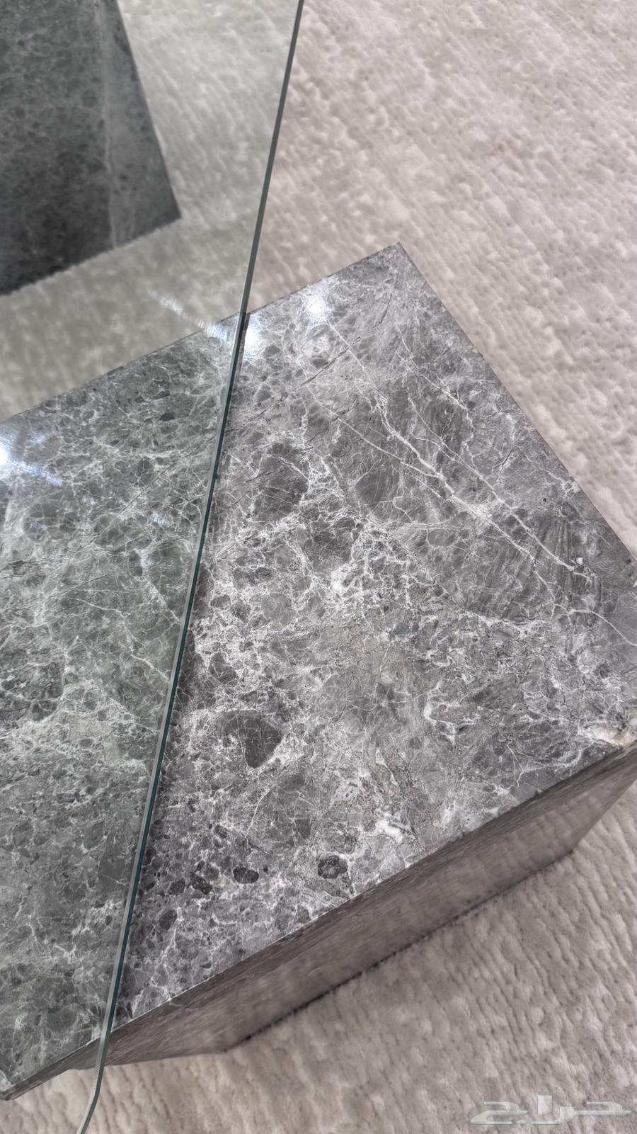 Marble table64341931952641114