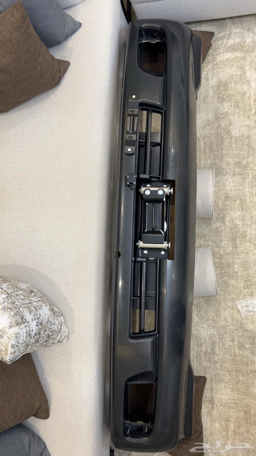 صدام لآندكروزر 98-2007 مع ونش وهمي جديده64489834156801114