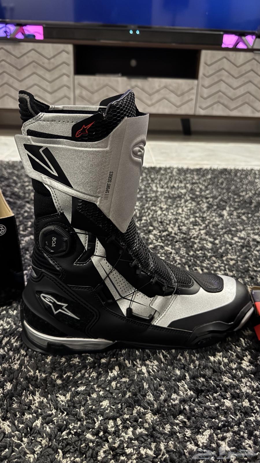 Red Sprint Filter 1000rr and Alpine Star Safety Shoe64493286492163112