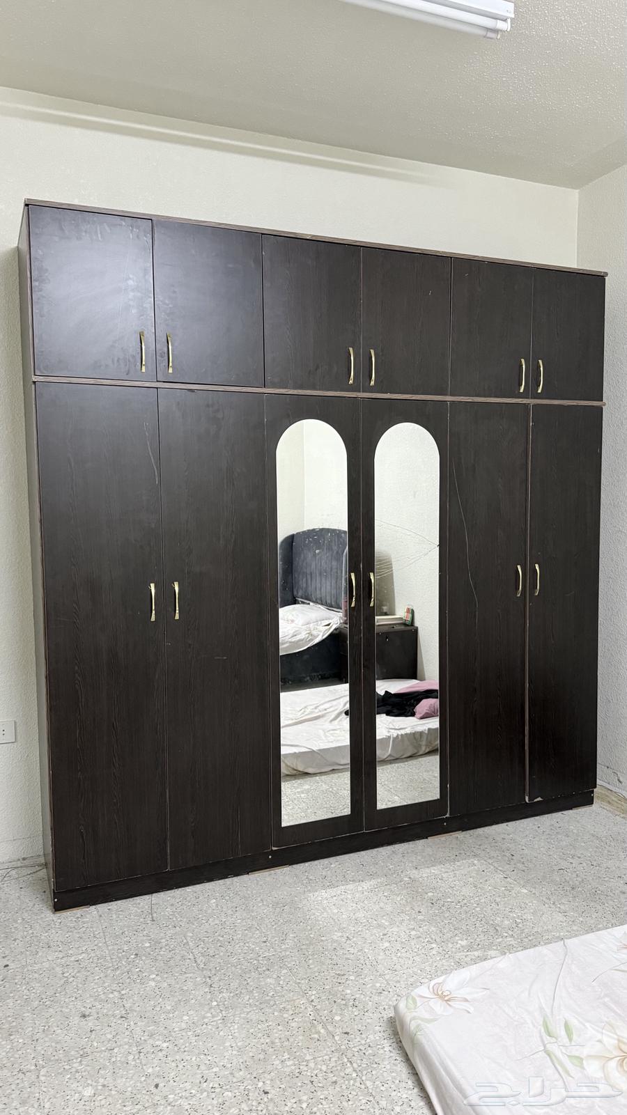 دولاب 6 ضلف السعر 350 ريال64347880555907110